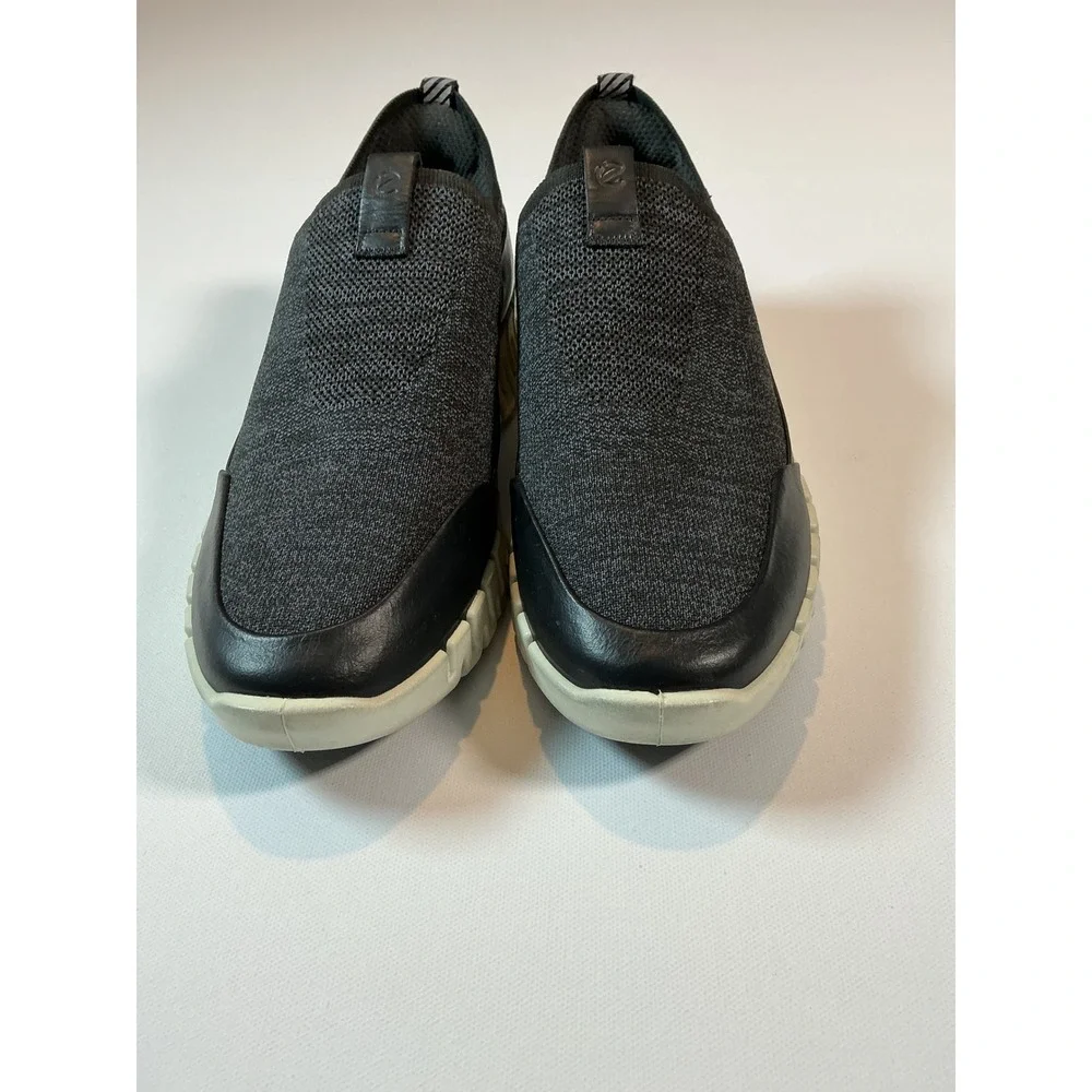 ECCO Gruuv Black Knit Women's Slip On Sneakers Size 7-7.5